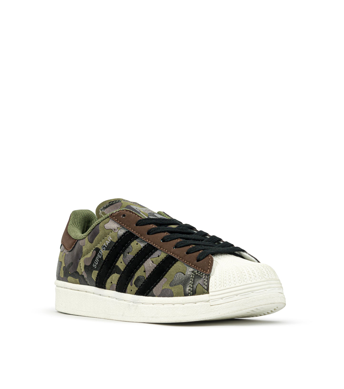 KHAKI OR SUPER STAR TRAINERS