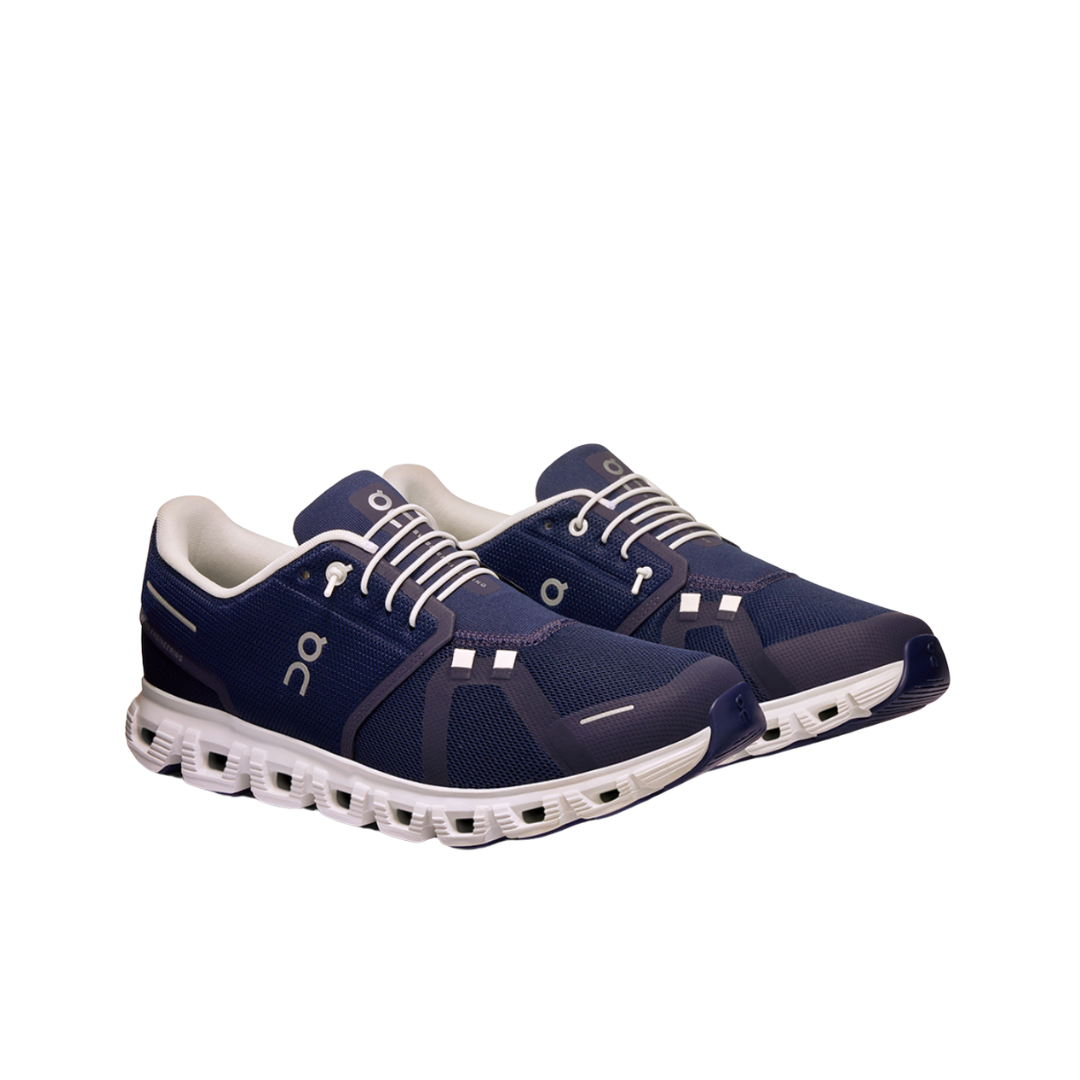 ON CLOUD 6 SNEAKERS IN MIDNIGHT & WHITE