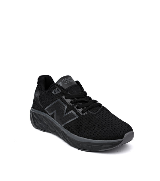 Fresh Foam 880 running shoe in black