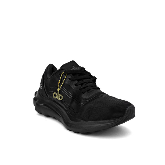 Alo Yoga Alo Runner unisex performance sneaker in black