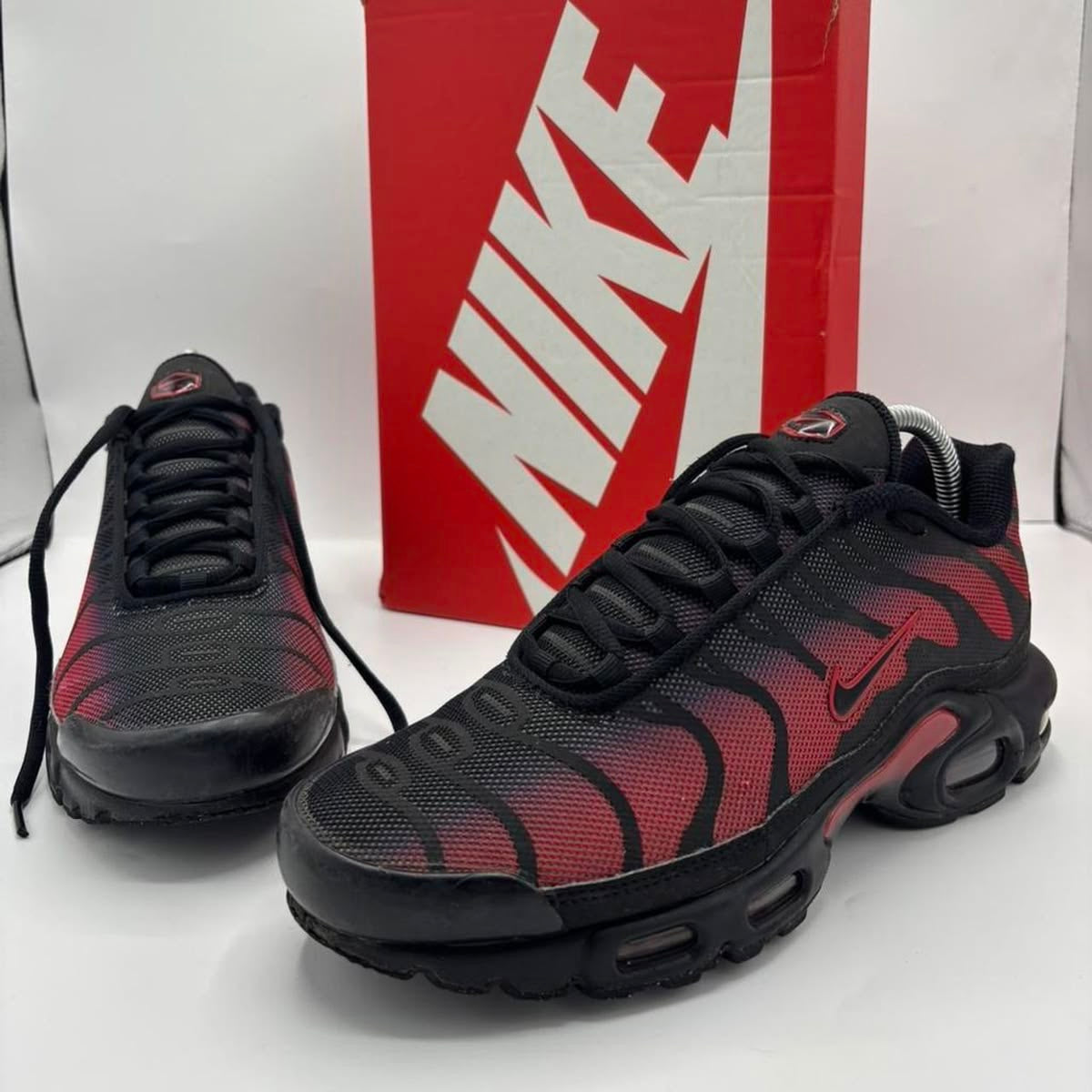TN Air Max Plus "Black Reflective Red ,blue "