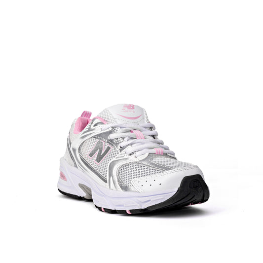 حذاء رياضي NB 530 أبيض ووردي نسائي