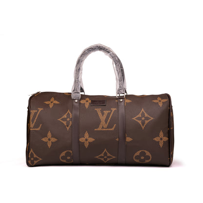 Louis Vuitton Giant/Reverse Monogram Keepall duffel bag showcases an oversized signature motif with dual top handles wrapped in protective plastic 50x30x25cm Unisex (brown)