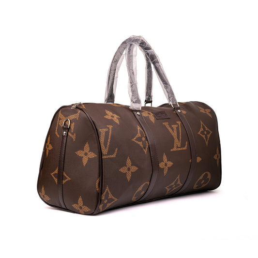 Louis Vuitton Giant/Reverse Monogram Keepall duffel bag showcases an oversized signature motif with dual top handles wrapped in protective plastic 50x30x25cm Unisex (brown)