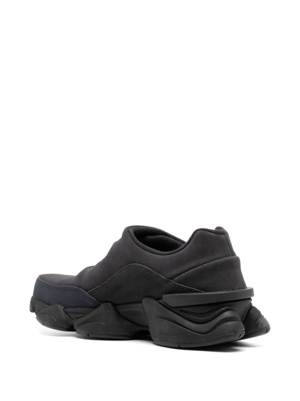 New Balance 8040 slip-on sneakers in an GREY NAVY "Phantom" colorway, featuring a premium suede