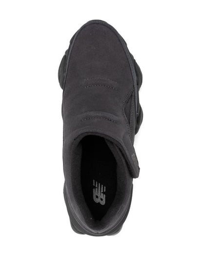New Balance 8040 slip-on sneakers in an GREY NAVY "Phantom" colorway, featuring a premium suede