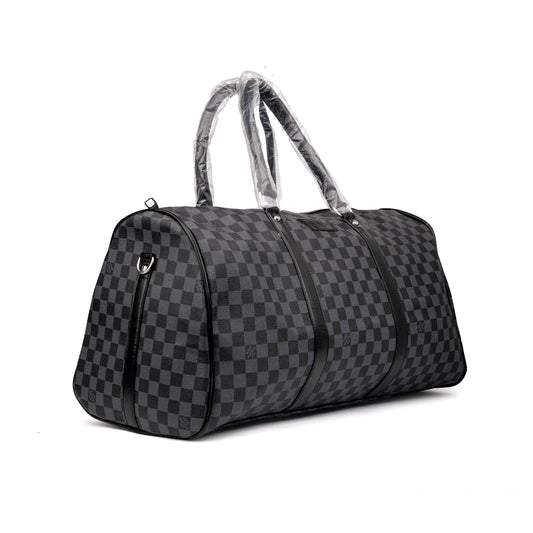 Louis Vuitton Damier Graphite Keepall duffle bag features the iconic black and grey checkerboard canvas with sleek black leather trim 50x30x25cm Unisex (grey)