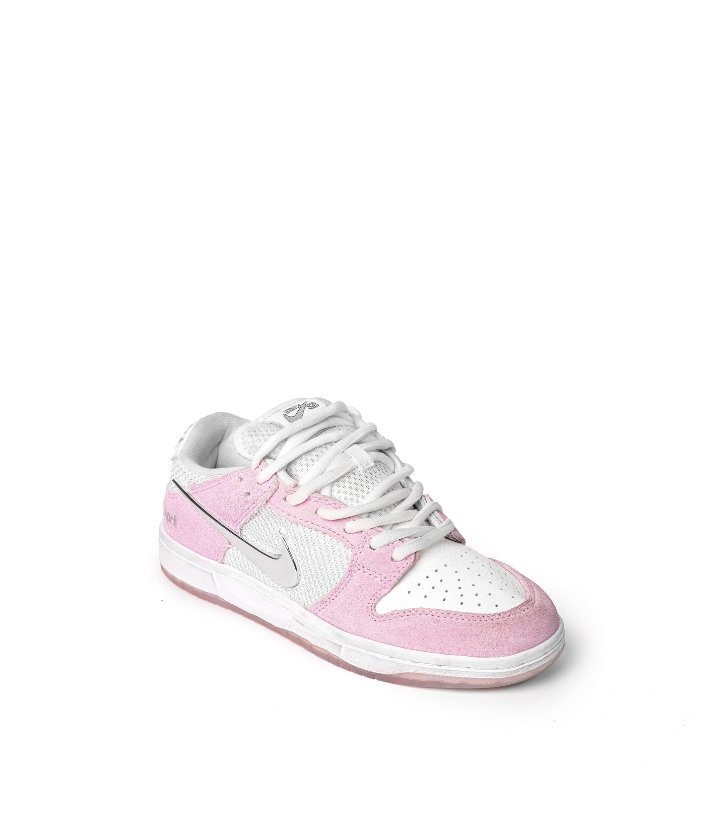SP DUNK LOW X APRIL Skateboards “Pink Chrome”