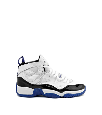 Jordan Jumpman Two Trey basketball shoes