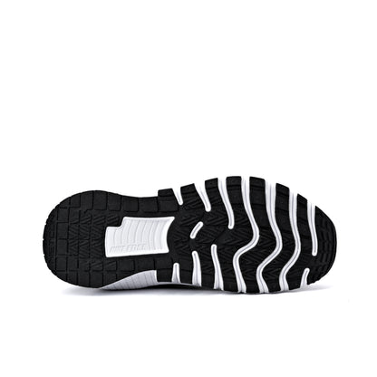 Free Metcon 6 women's training shoes in black and white