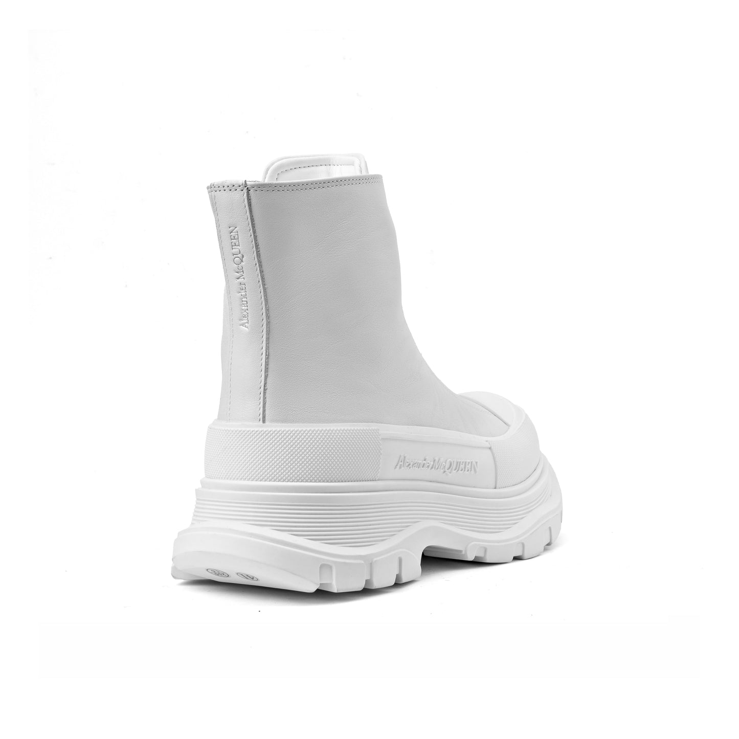 Alexander McQueen Tread Slick zip boots in White calf leather