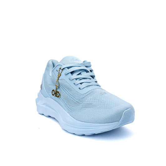 Alo Yoga Alo Runner unisex performance sneaker in Sky