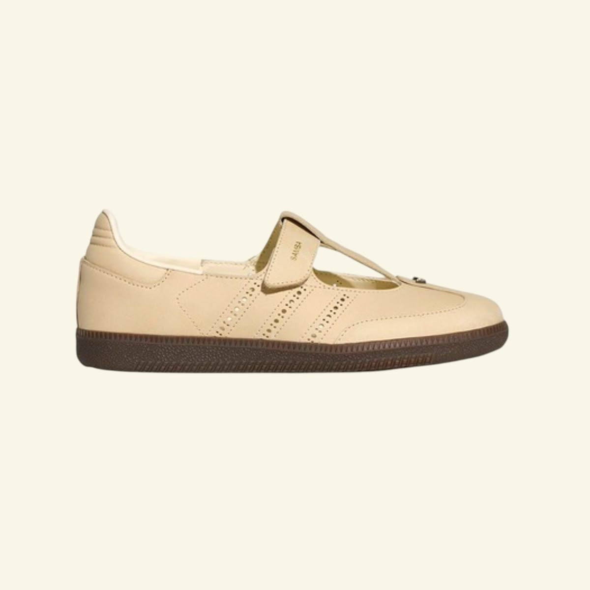 Samba Mary Jane-style strap shoes “ beige “ featuring a unique